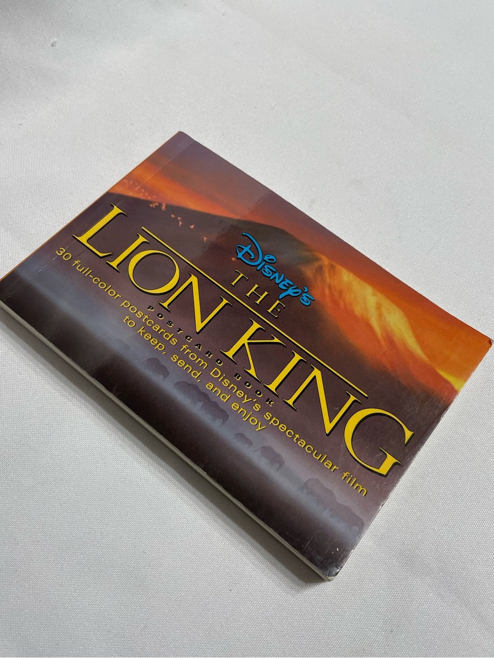 1994 Disney's The Lion King postcard book published by Hyperion Like New!